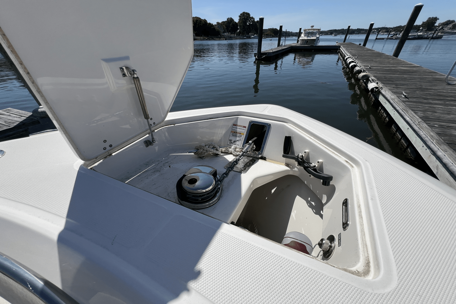 Slide: The Image of Boston Whaler 280 OUTRAGE 2018 - 14