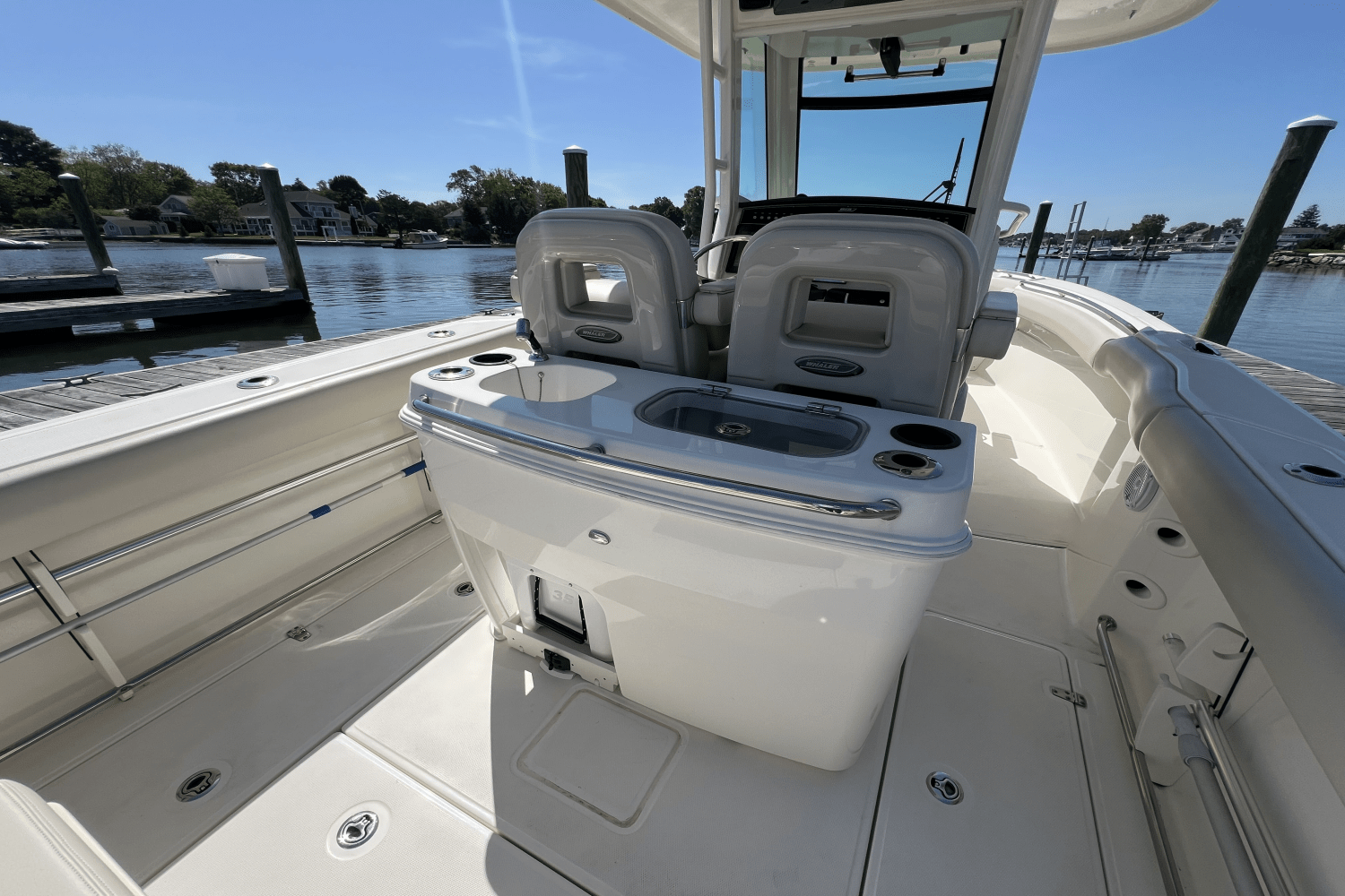 Slide: The Image of Boston Whaler 280 OUTRAGE 2018 - 8