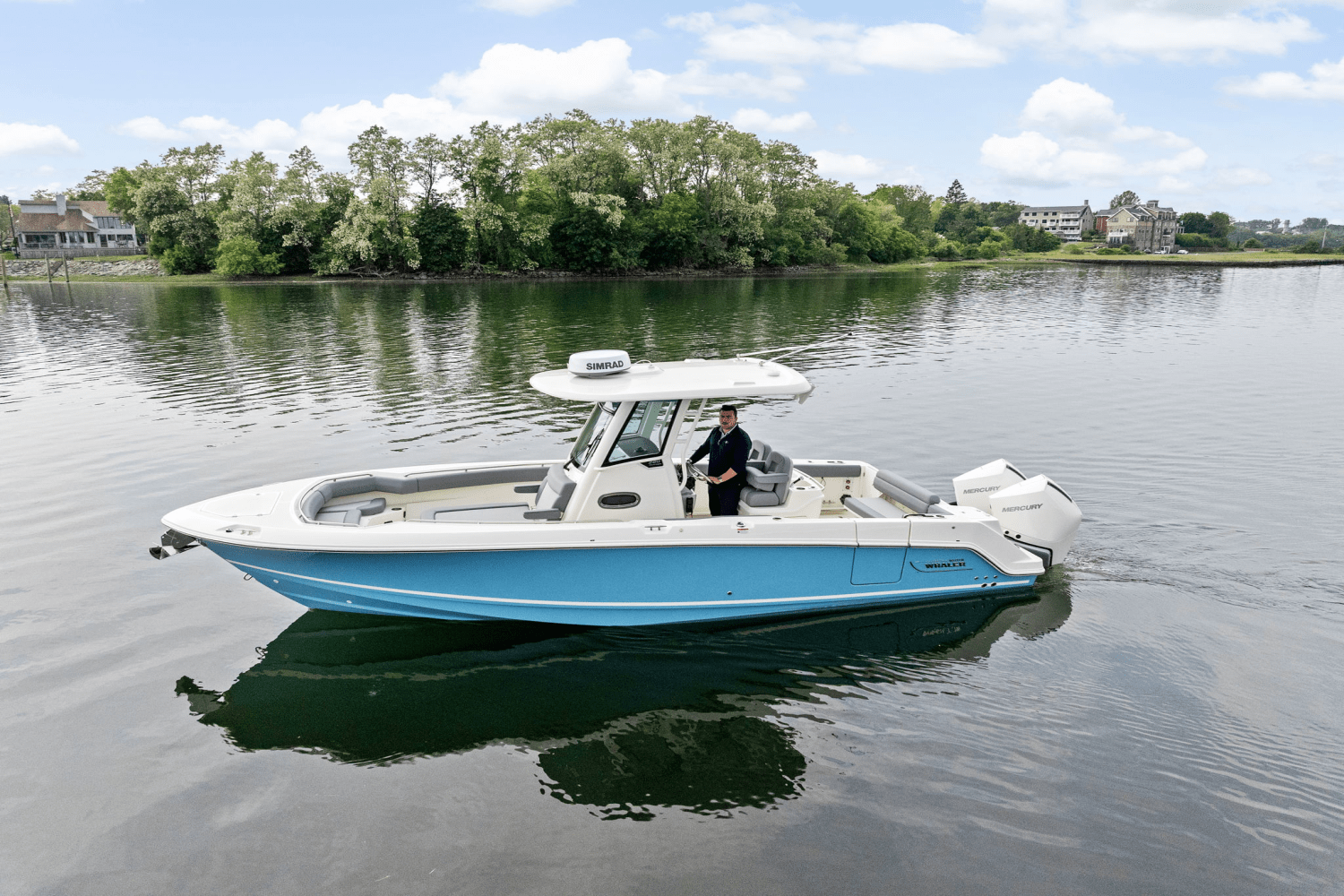 Slide: The Image of Boston Whaler 280 Outrage 2025 - 0