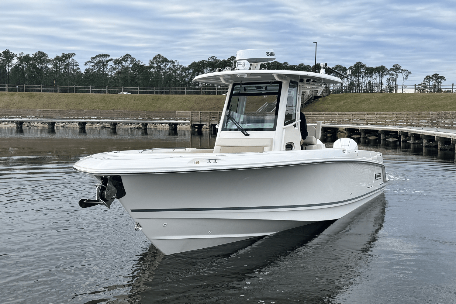 Slide: The Image of Boston Whaler 280 Outrage 2025 - 10