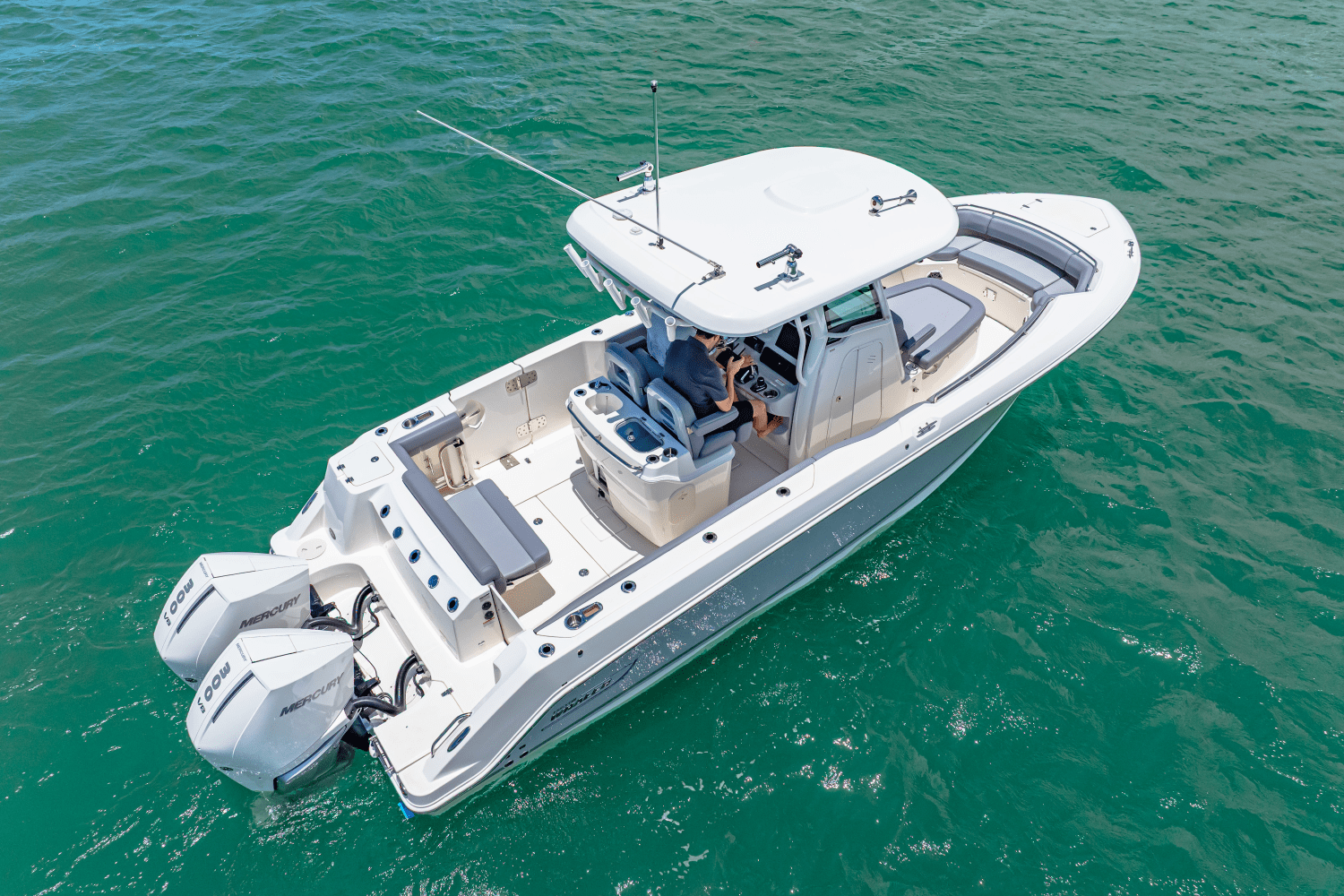 Slide: The Image of Boston Whaler 280 Outrage 2025 - 11