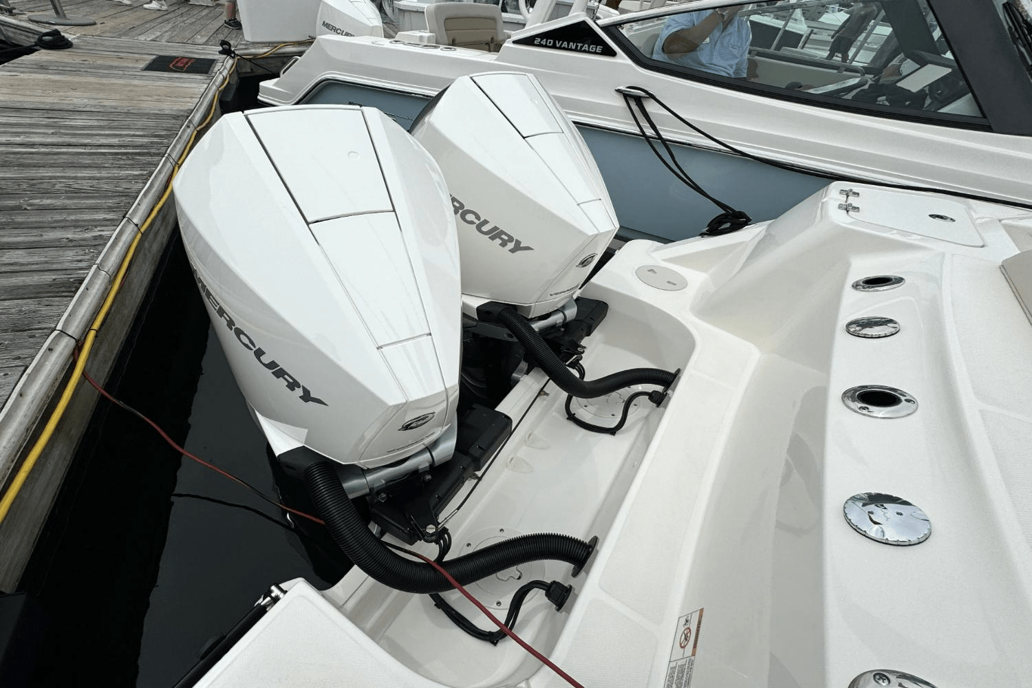 Slide: The Image of Boston Whaler 280 Outrage 2025 - 2