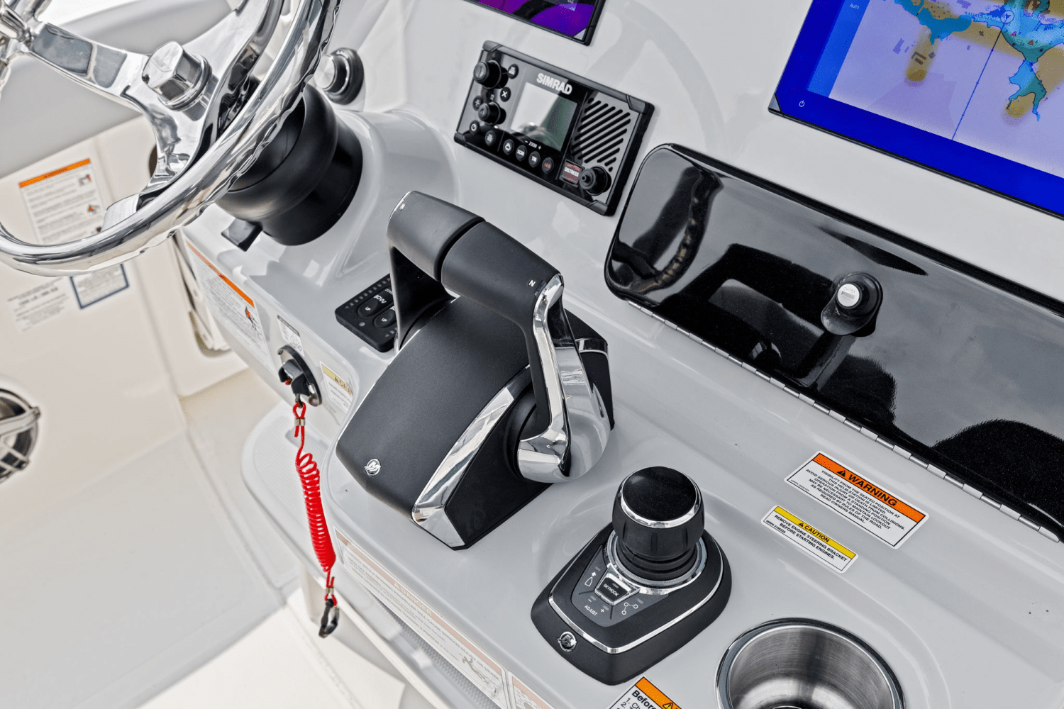 Slide: The Image of Boston Whaler 280 Outrage 2025 - 25