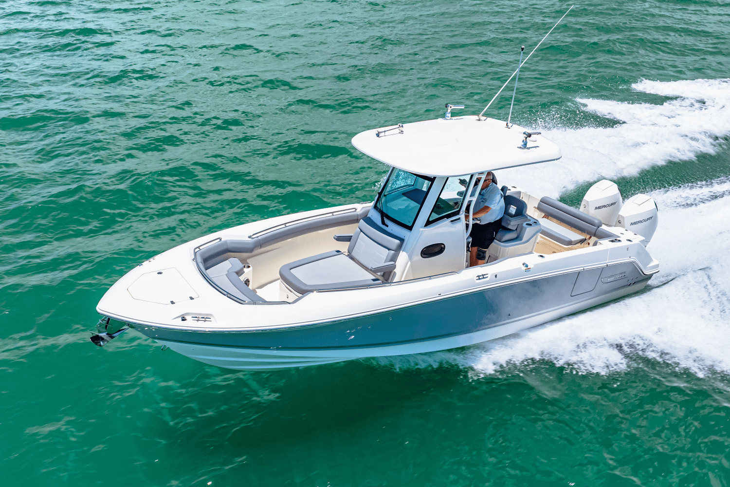 Slide: The Image of Boston Whaler 280 Outrage 2025 - 26