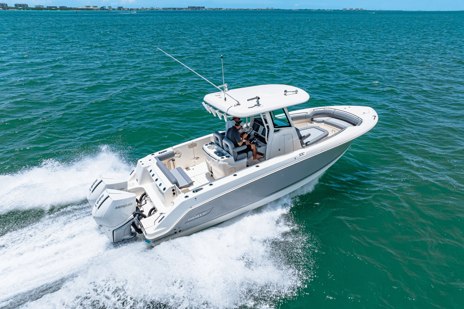 Slide: The Image of Boston Whaler 280 Outrage 2025 - 31