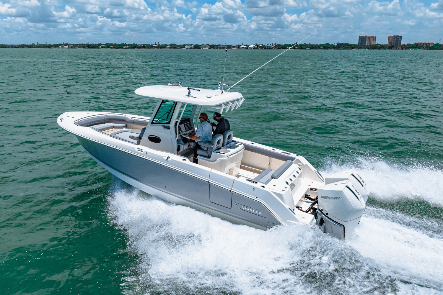 Slide: The Image of Boston Whaler 280 Outrage 2025 - 43