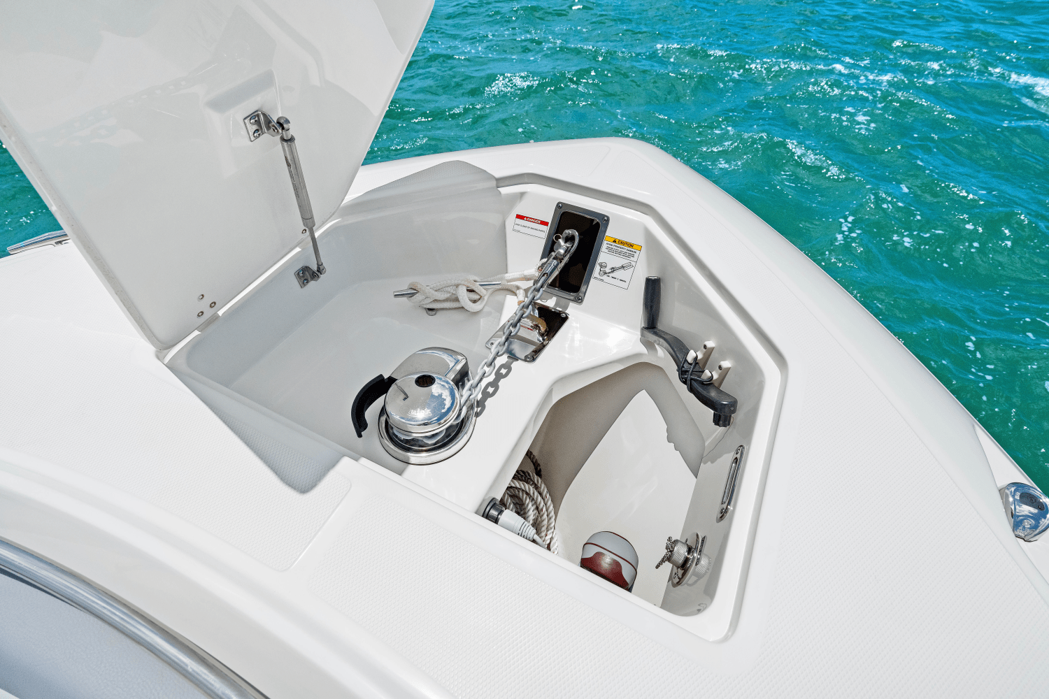 Slide: The Image of Boston Whaler 280 Outrage 2025 - 74