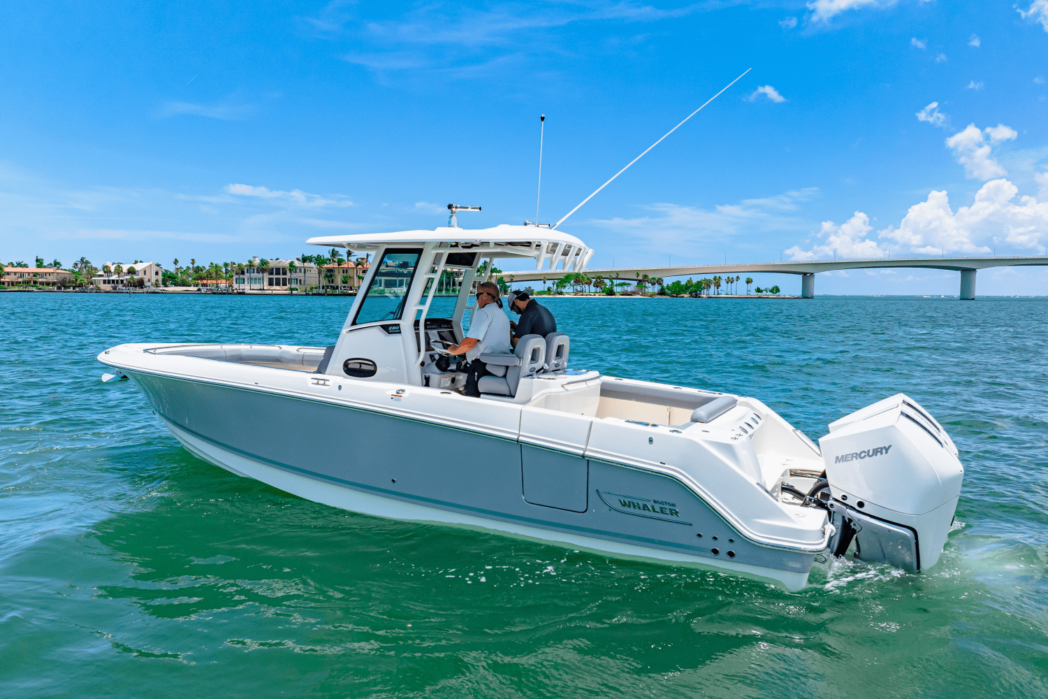 Slide: The Image of Boston Whaler 280 Outrage 2025 - 8