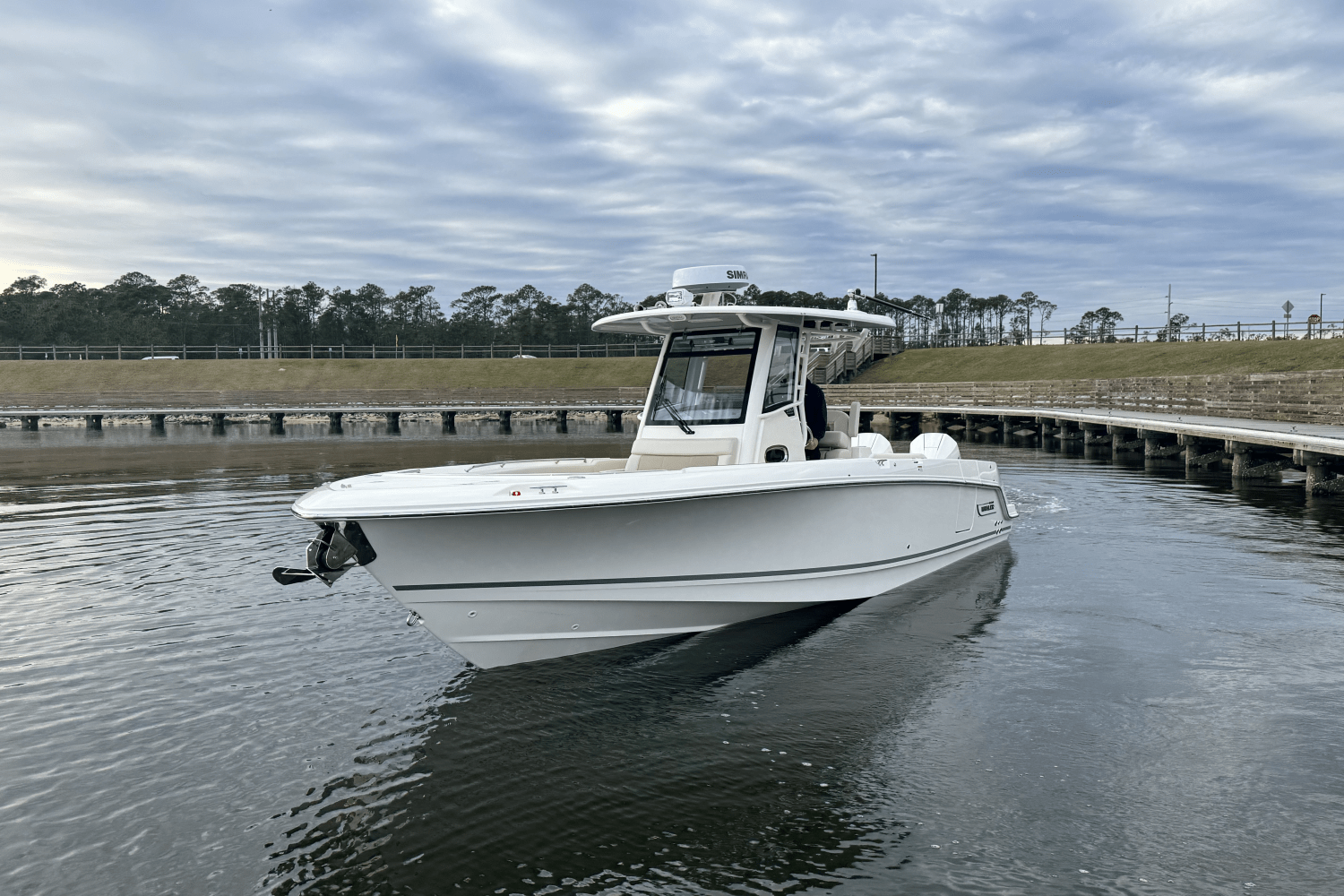 Slide: The Image of Boston Whaler 280 Outrage 2025 - 9