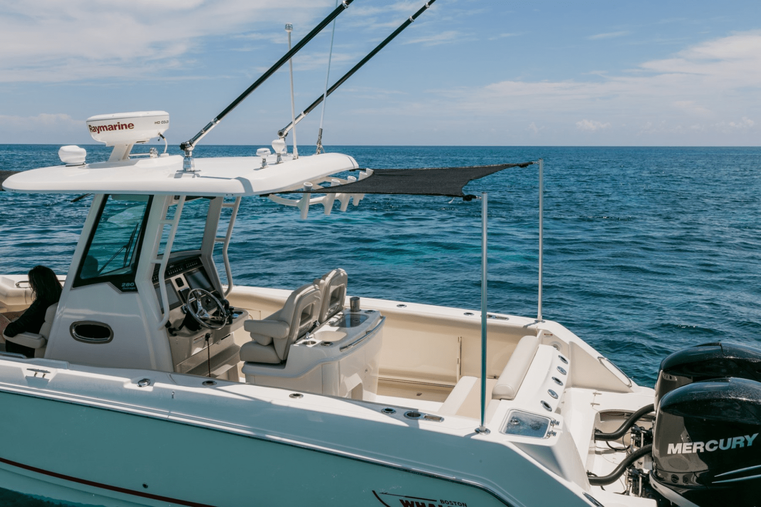 Slide: The Image of Boston Whaler 280 Outrage 2026 - 114