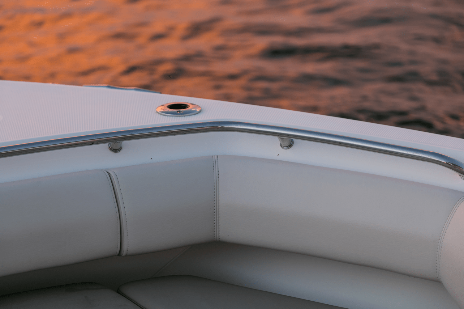 Slide: The Image of Boston Whaler 280 Outrage 2026 - 151