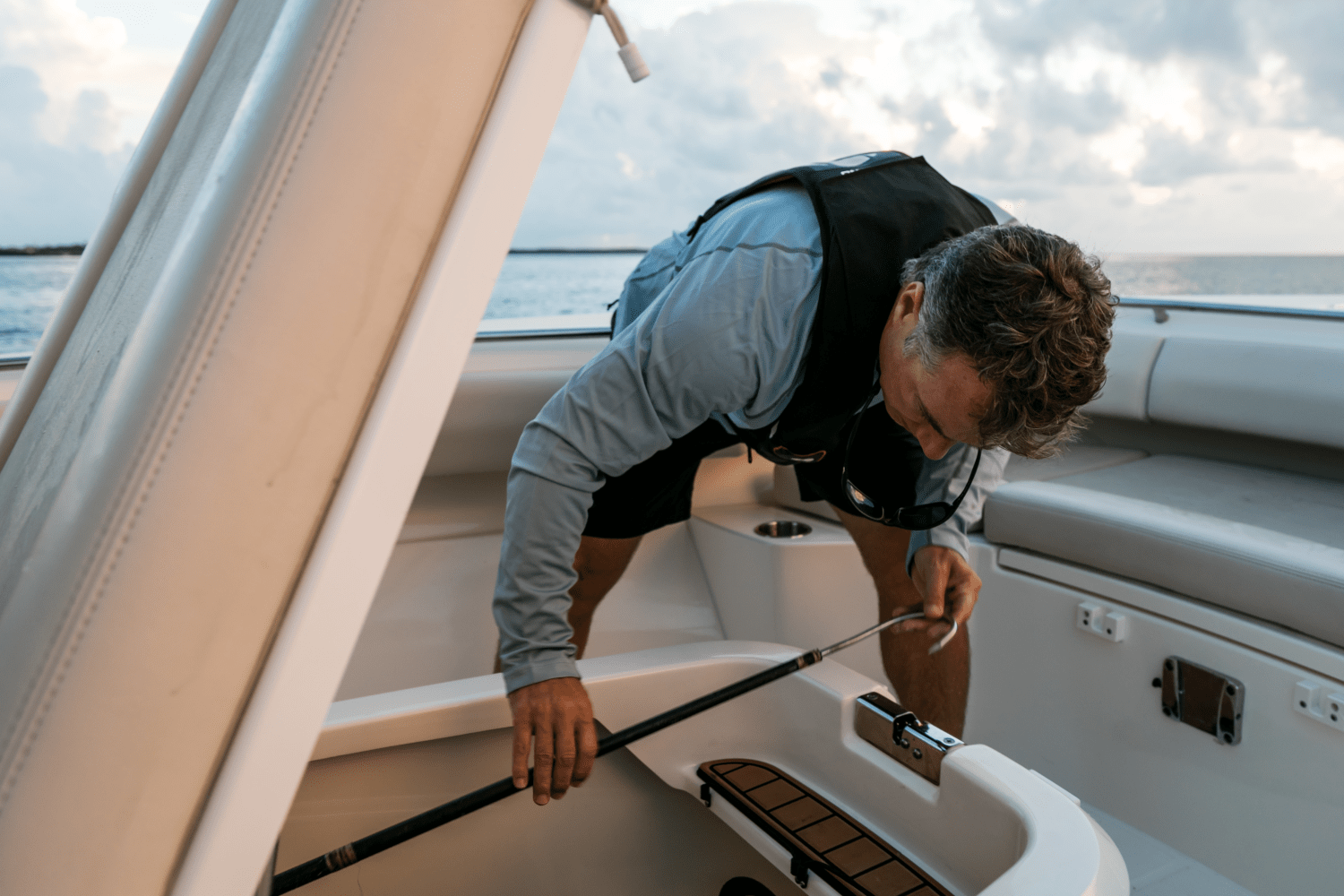 Slide: The Image of Boston Whaler 280 Outrage 2026 - 155