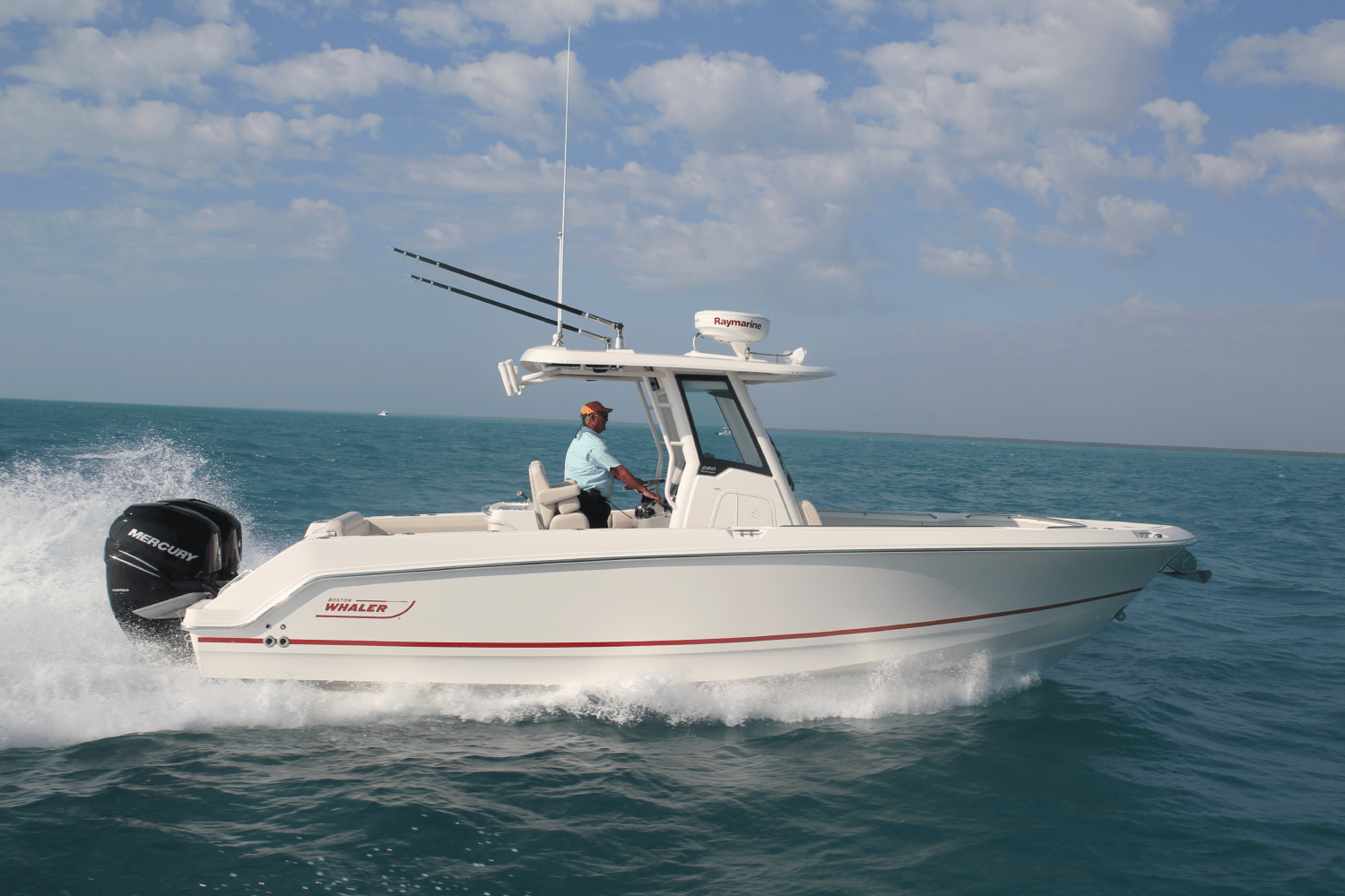Slide: The Image of Boston Whaler 280 Outrage 2026 - 2