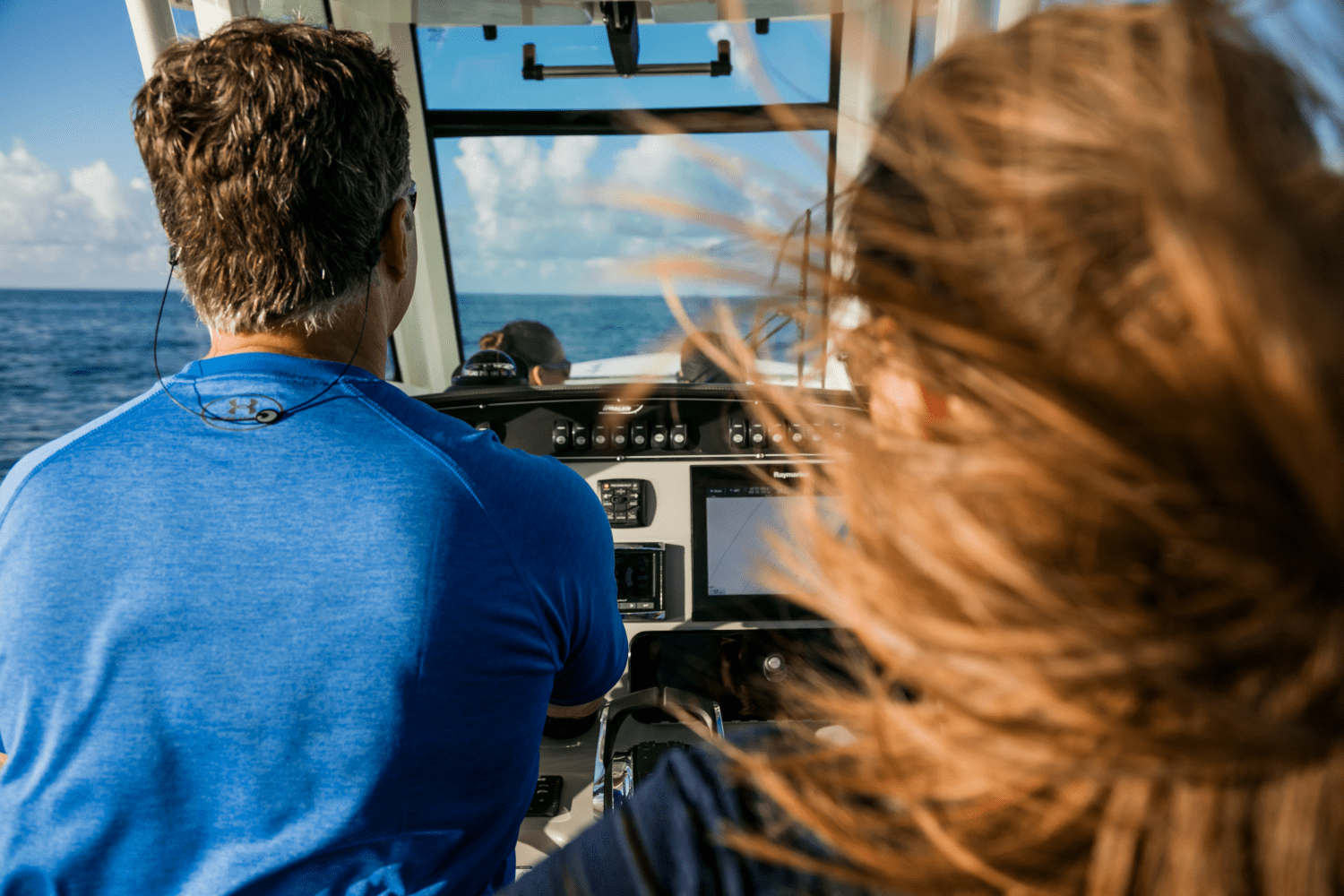 Slide: The Image of Boston Whaler 280 Outrage 2026 - 34