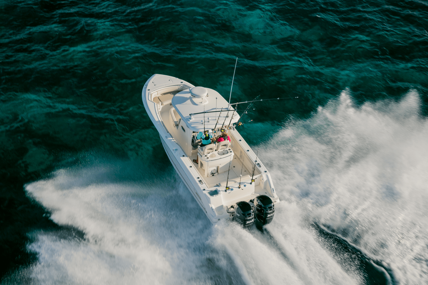 Slide: The Image of Boston Whaler 280 Outrage 2026 - 47