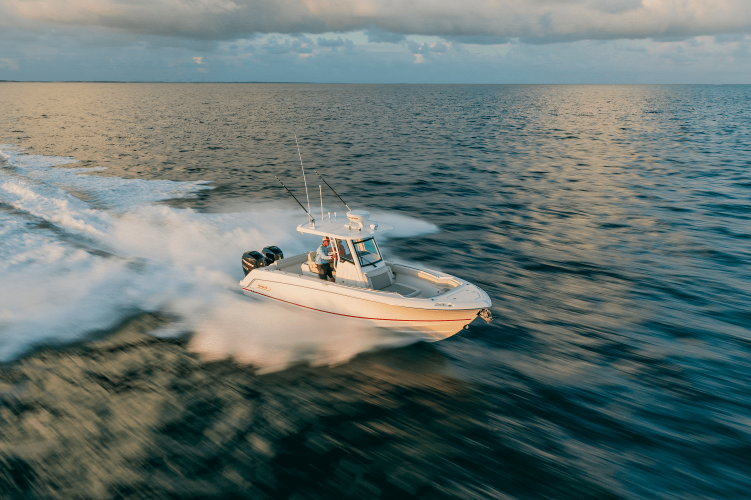 Slide: The Image of Boston Whaler 280 Outrage 2026 - 54