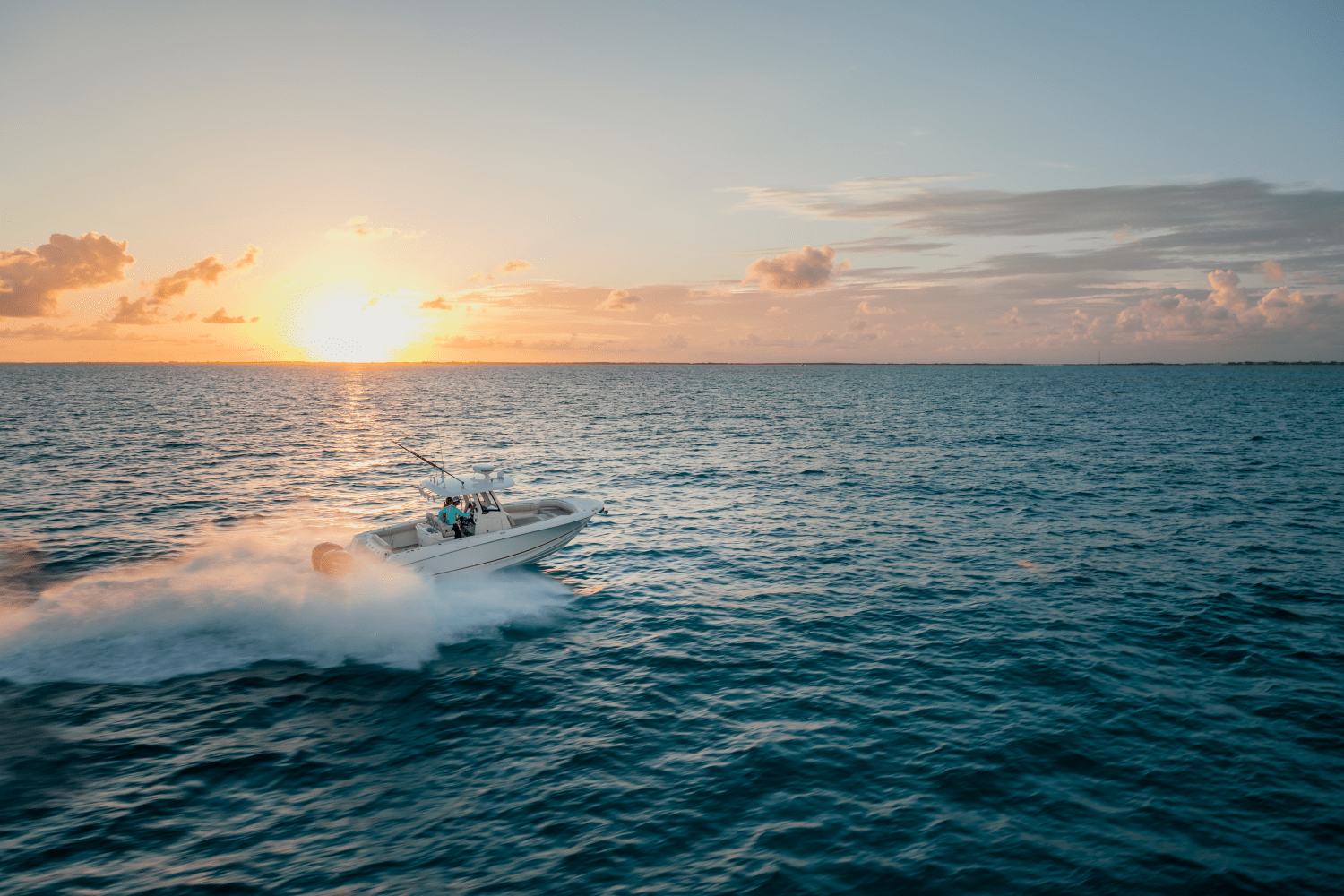 Slide: The Image of Boston Whaler 280 Outrage 2026 - 63