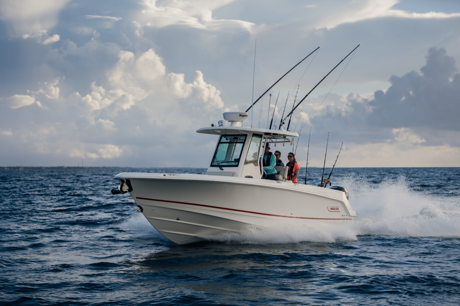 Slide: The Image of Boston Whaler 280 Outrage 2026 - 70