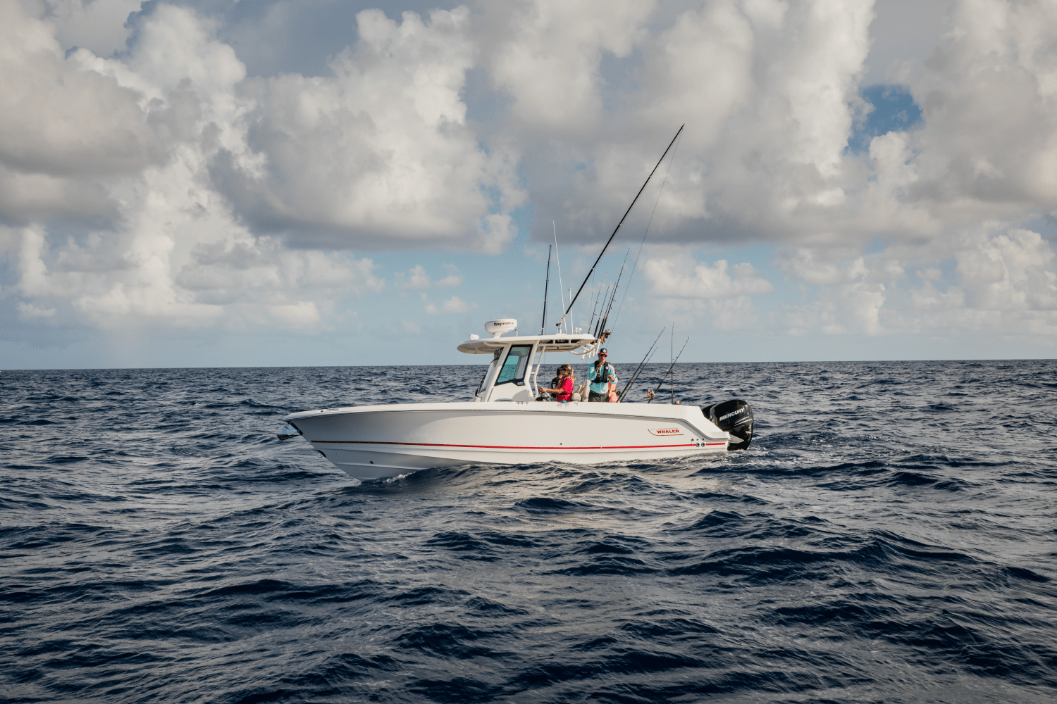 Slide: The Image of Boston Whaler 280 Outrage 2026 - 73