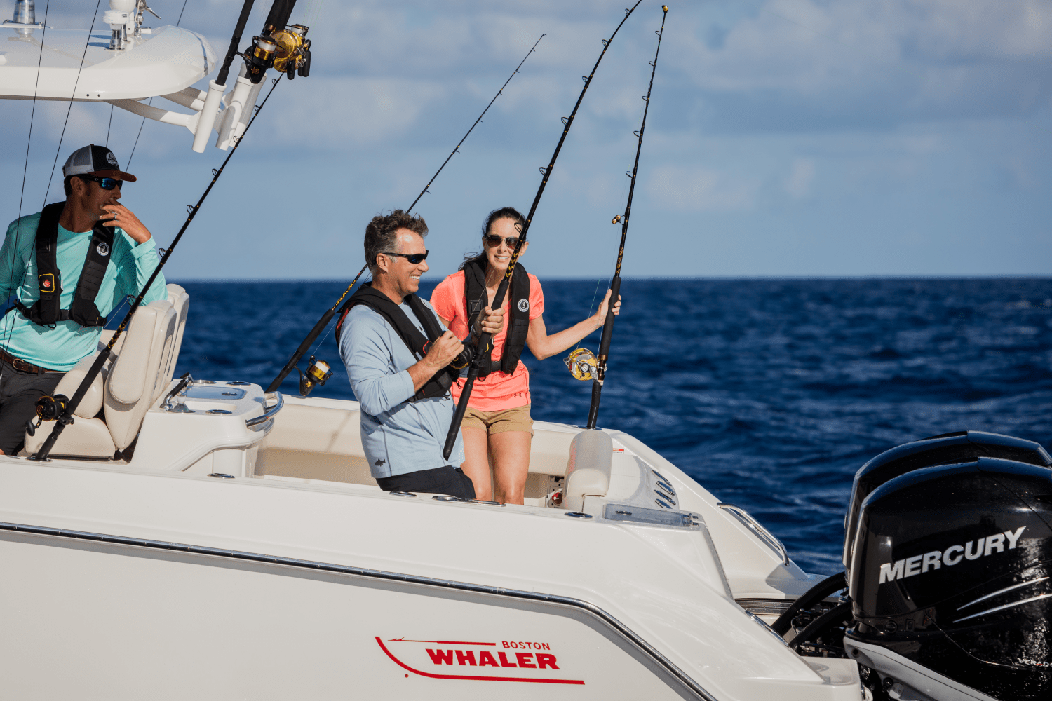Slide: The Image of Boston Whaler 280 Outrage 2026 - 75