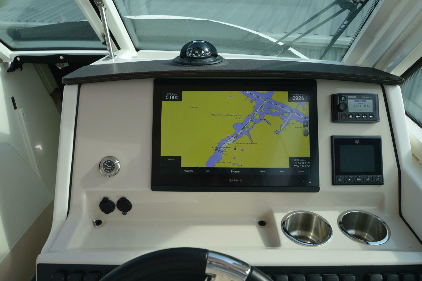 Slide: The Image of Boston Whaler 280 VANTAGE 2022 - 5206551