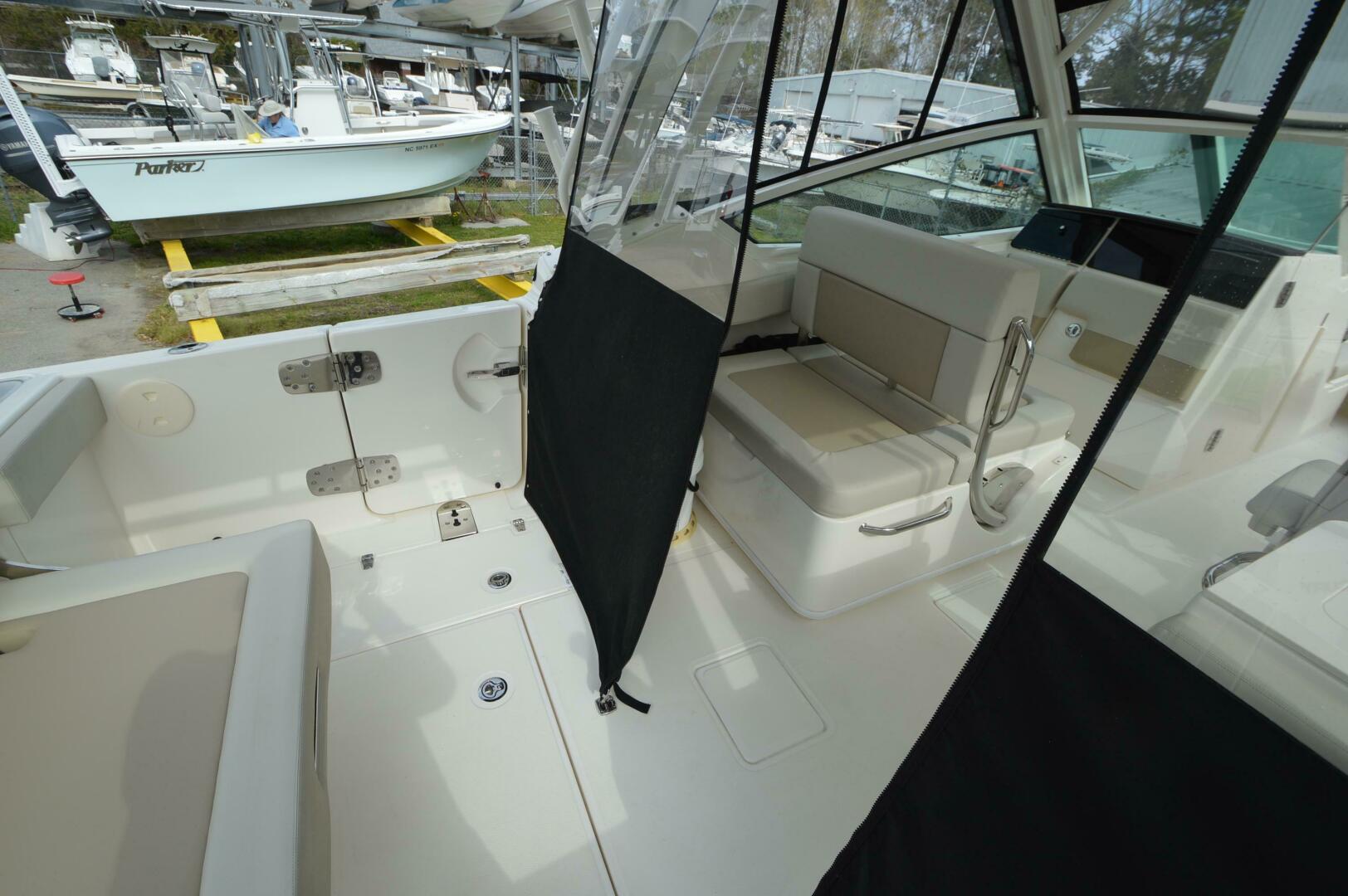 Slide: The Image of Boston Whaler 280 VANTAGE 2022 - 5206575