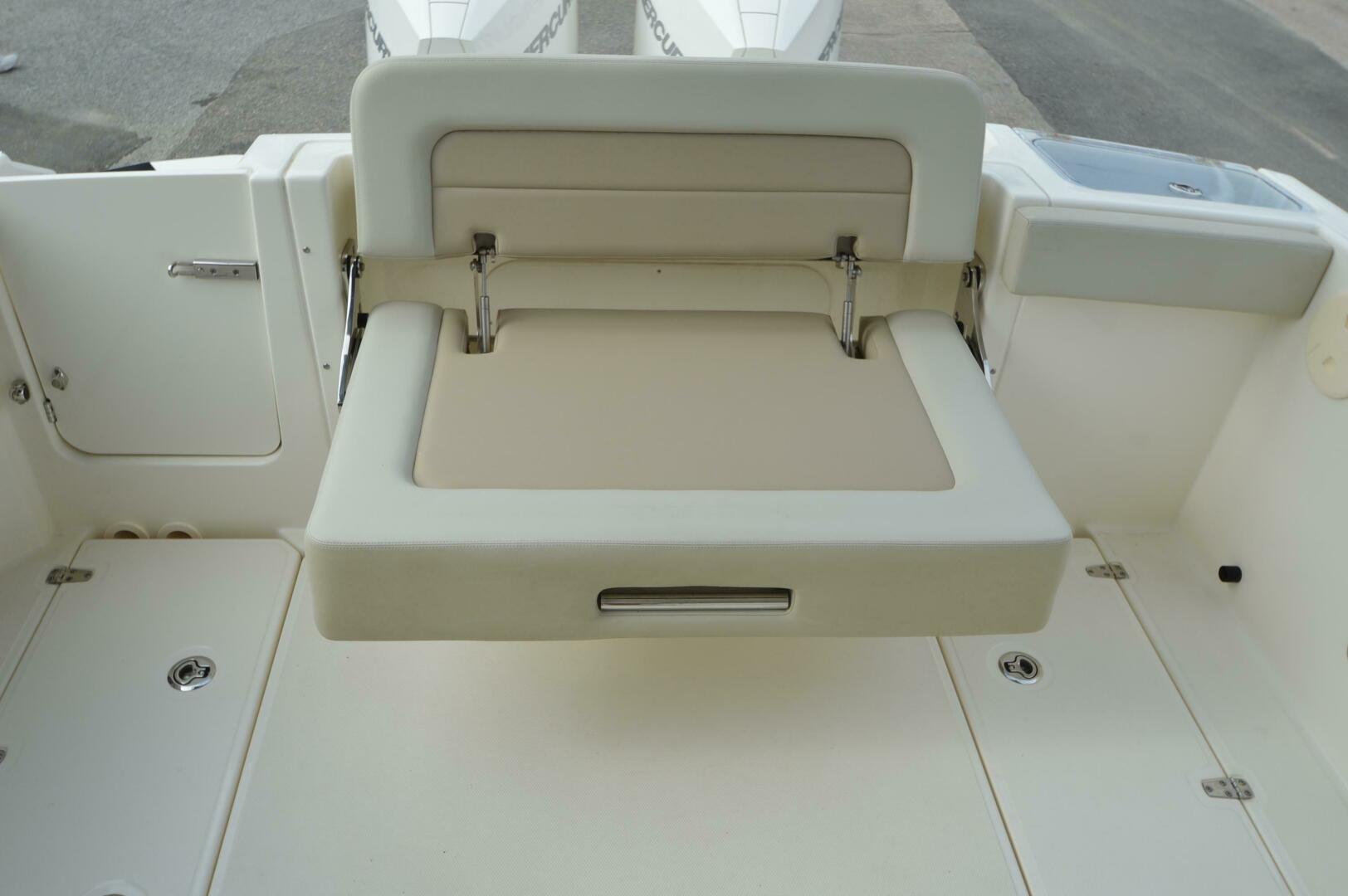 Slide: The Image of Boston Whaler 280 VANTAGE 2022 - 5206576