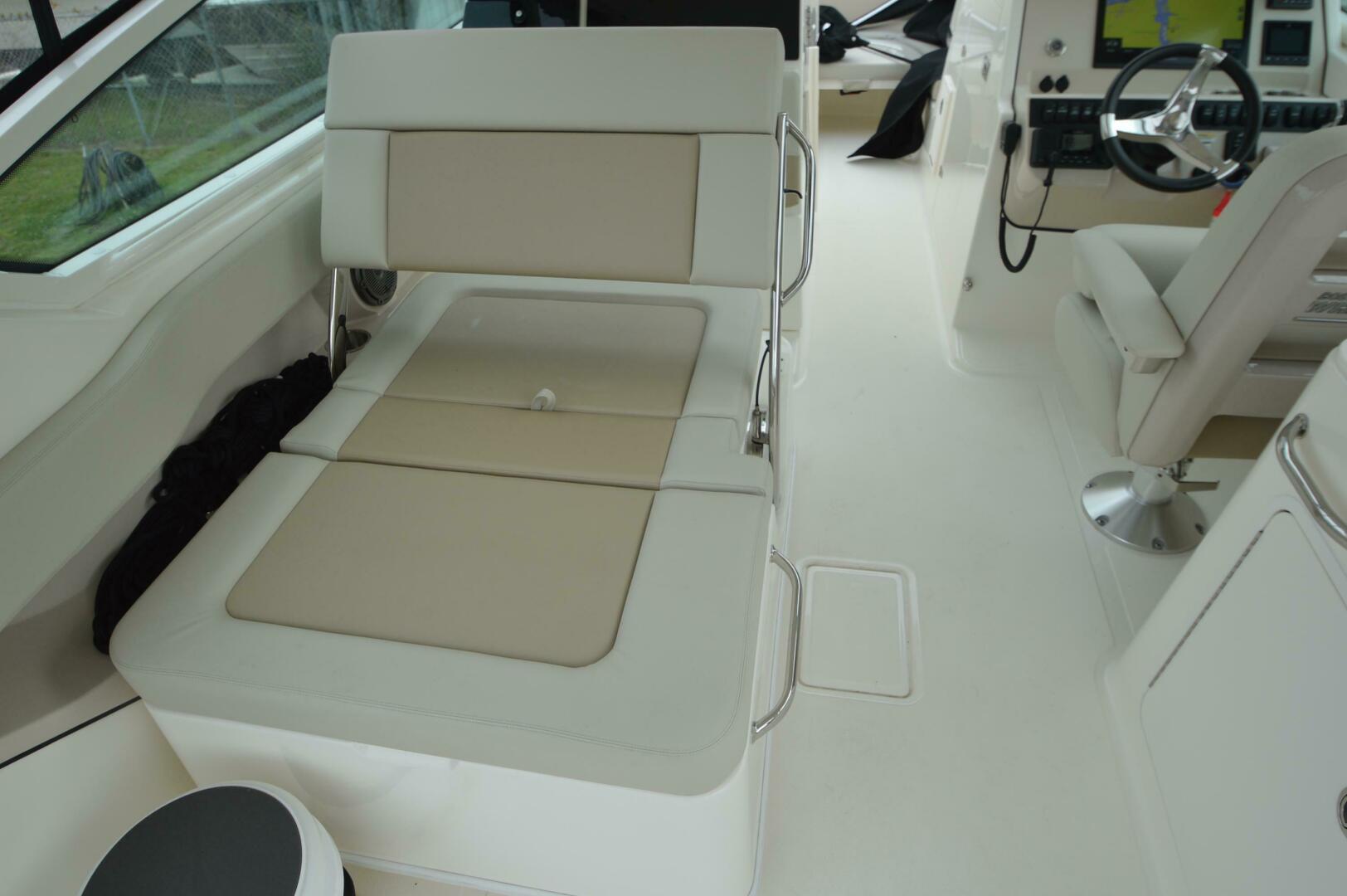 Slide: The Image of Boston Whaler 280 VANTAGE 2022 - 5206604