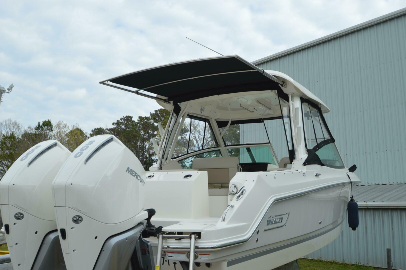 Slide: The Image of Boston Whaler 280 VANTAGE 2022 - 5206606