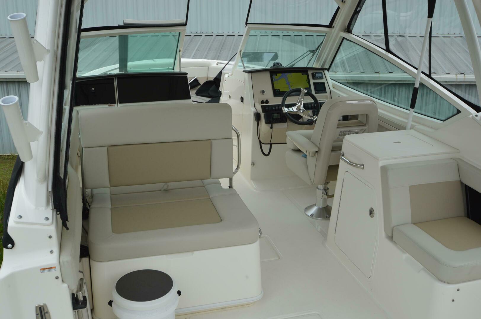Slide: The Image of Boston Whaler 280 VANTAGE 2022 - 5206612