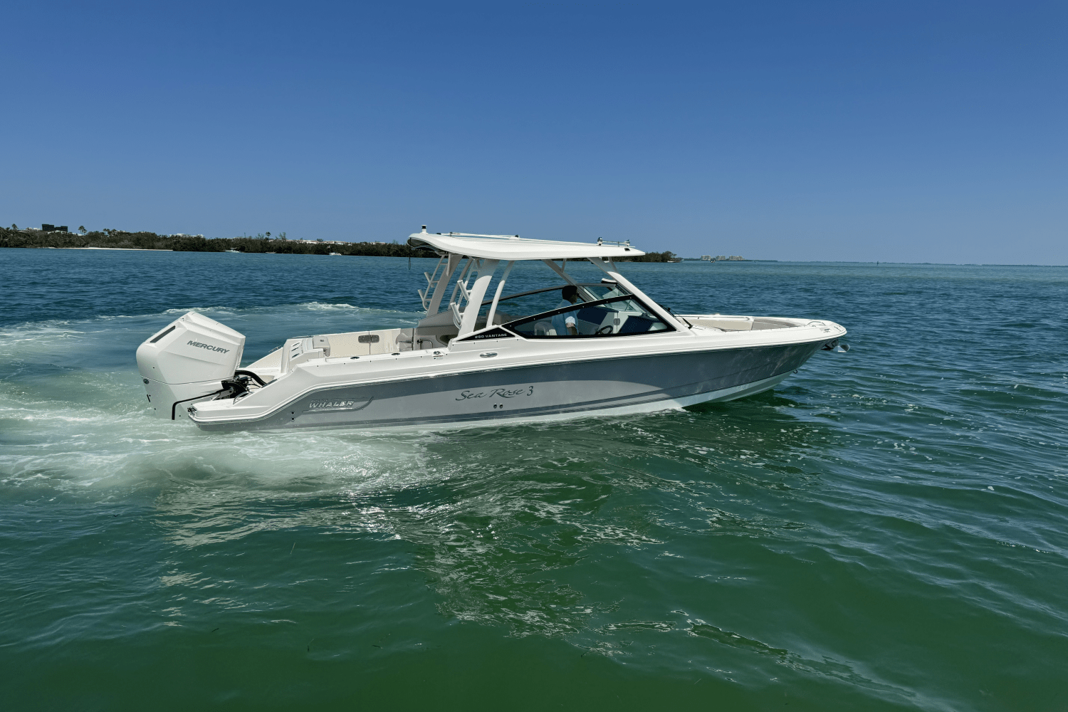 Slide: The Image of Boston Whaler 280 VANTAGE 2024 - 16