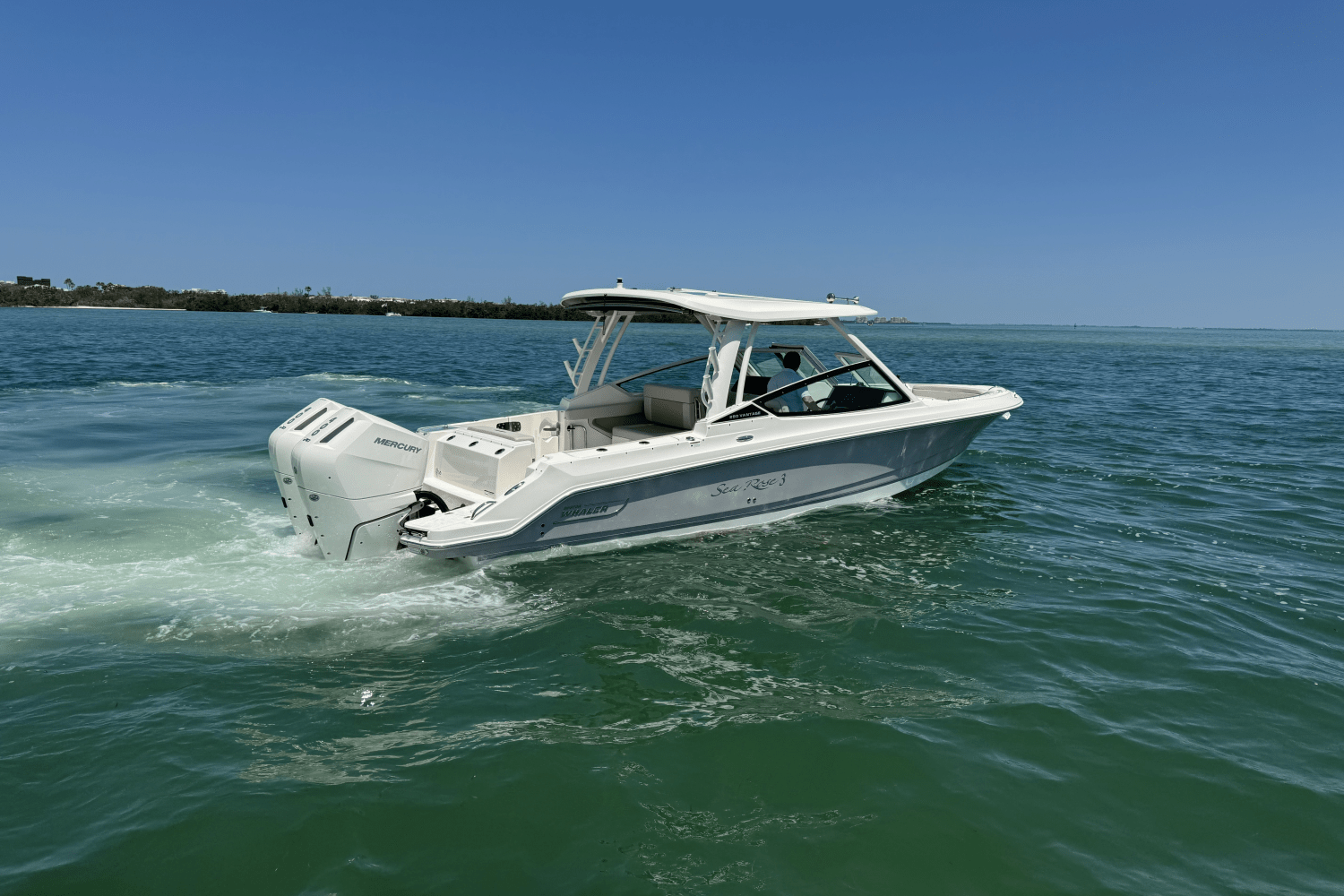 Slide: The Image of Boston Whaler 280 VANTAGE 2024 - 19