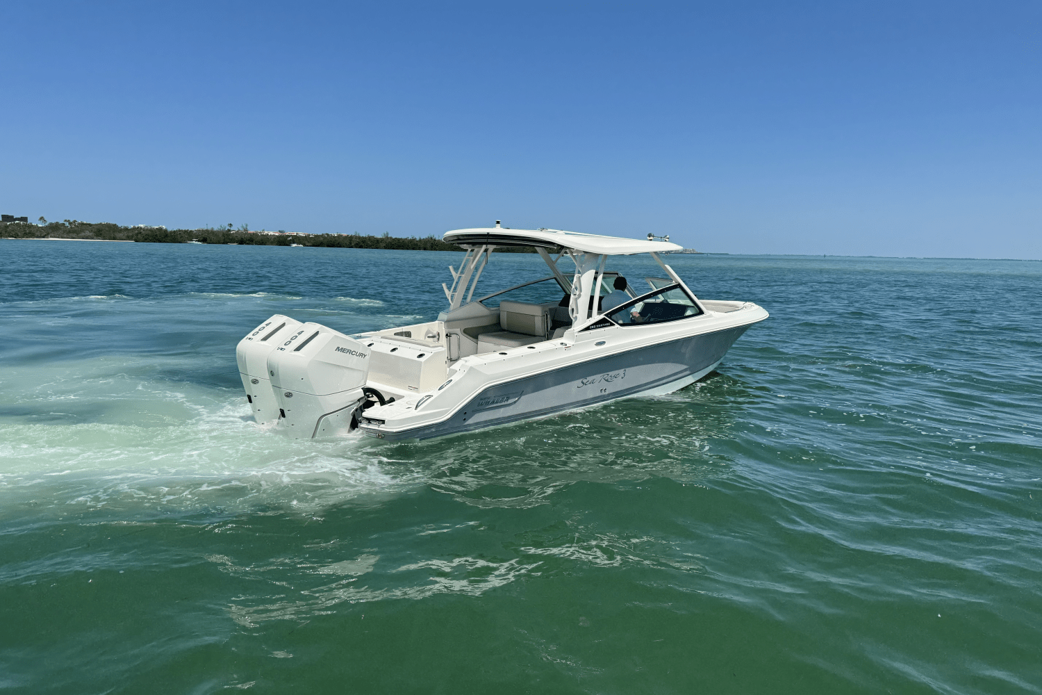Slide: The Image of Boston Whaler 280 VANTAGE 2024 - 20
