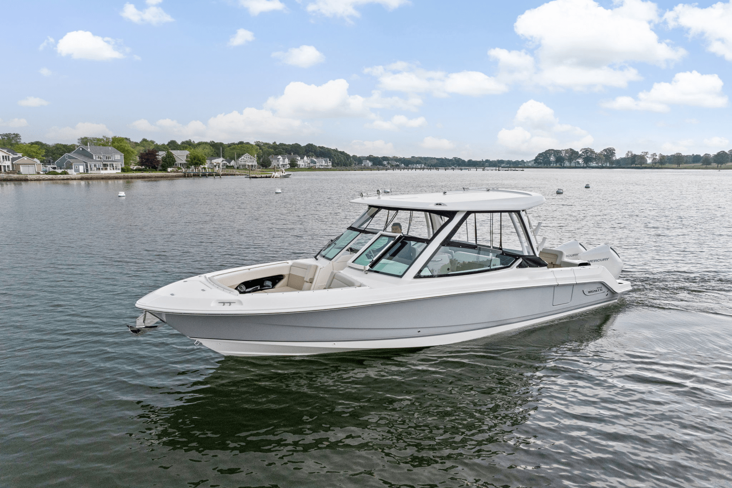 Slide: The Image of Boston Whaler 280 Vantage 2025 - 2