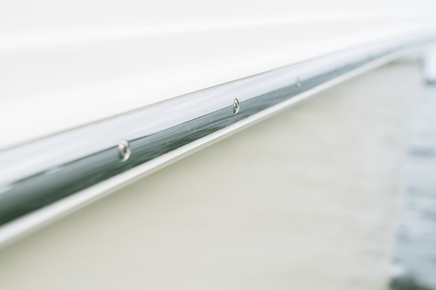 Slide: The Image of Boston Whaler 280 Vantage 2026 - 69