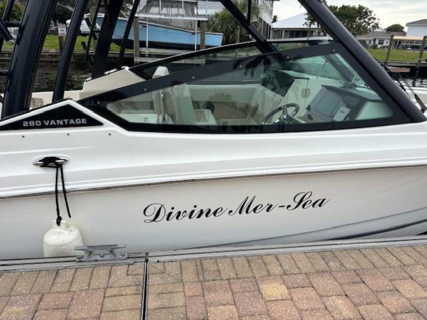 Slide: The Image of Boston Whaler 280 VANTAGE DC 2022 - 5061461