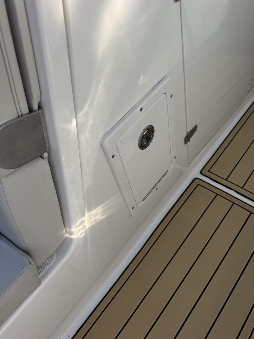 Slide: The Image of Boston Whaler 280 VANTAGE DC 2022 - 5061477
