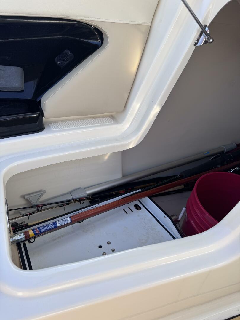 Slide: The Image of Boston Whaler 280 VANTAGE DC 2022 - 5061480