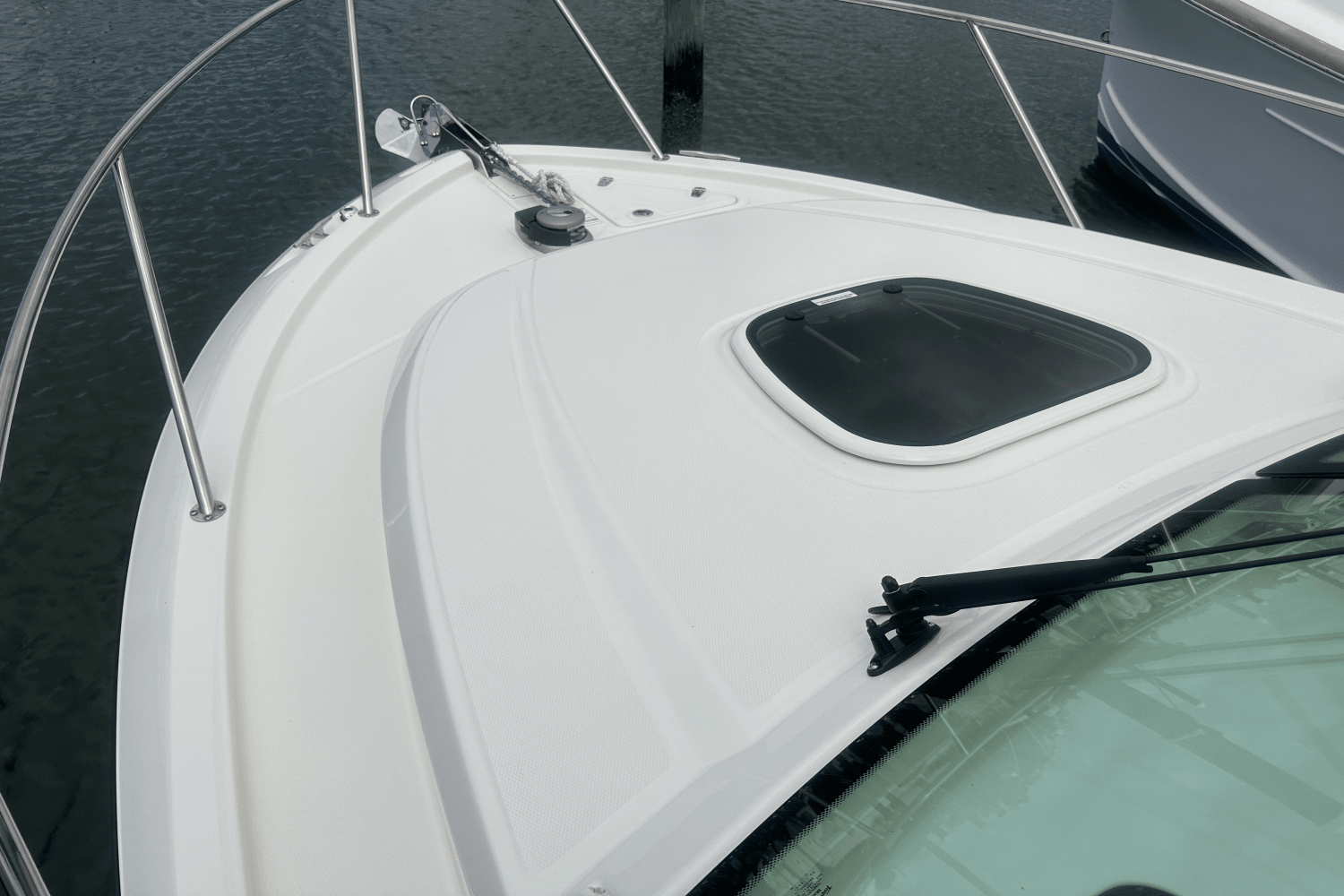 Slide: The Image of Boston Whaler 285 CONQUEST 2024 - 27