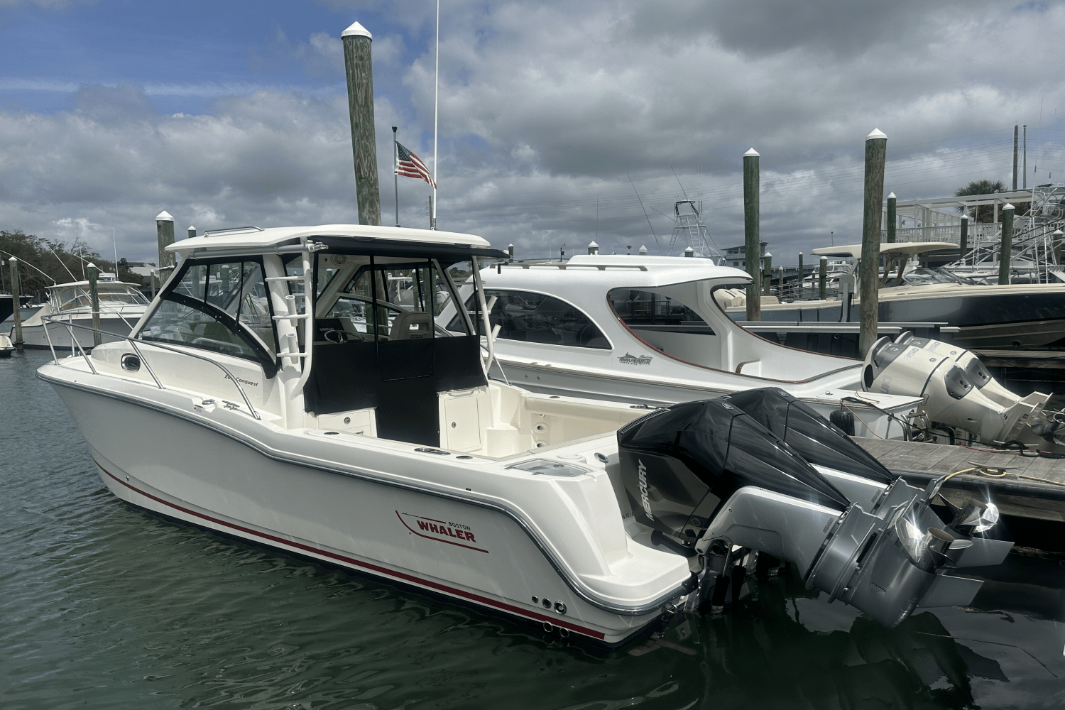Slide: The Image of Boston Whaler 285 CONQUEST 2024 - 6