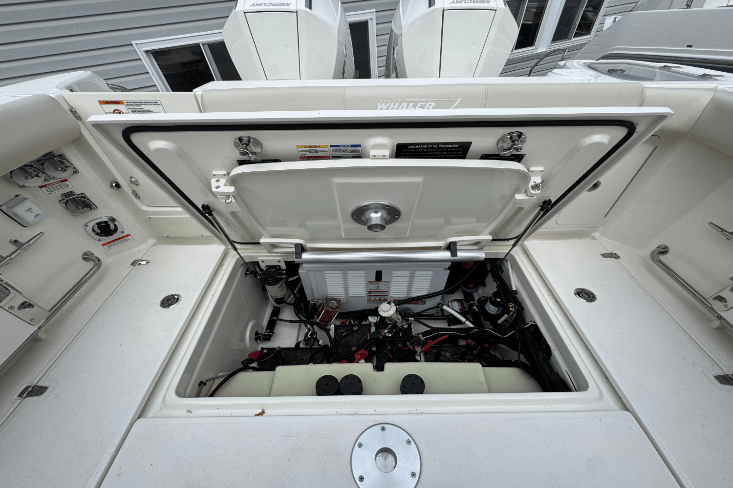 Slide: The Image of Boston Whaler 285 Conquest 2026 - 12