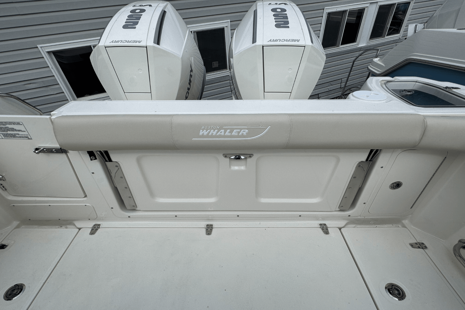 Slide: The Image of Boston Whaler 285 Conquest 2026 - 13