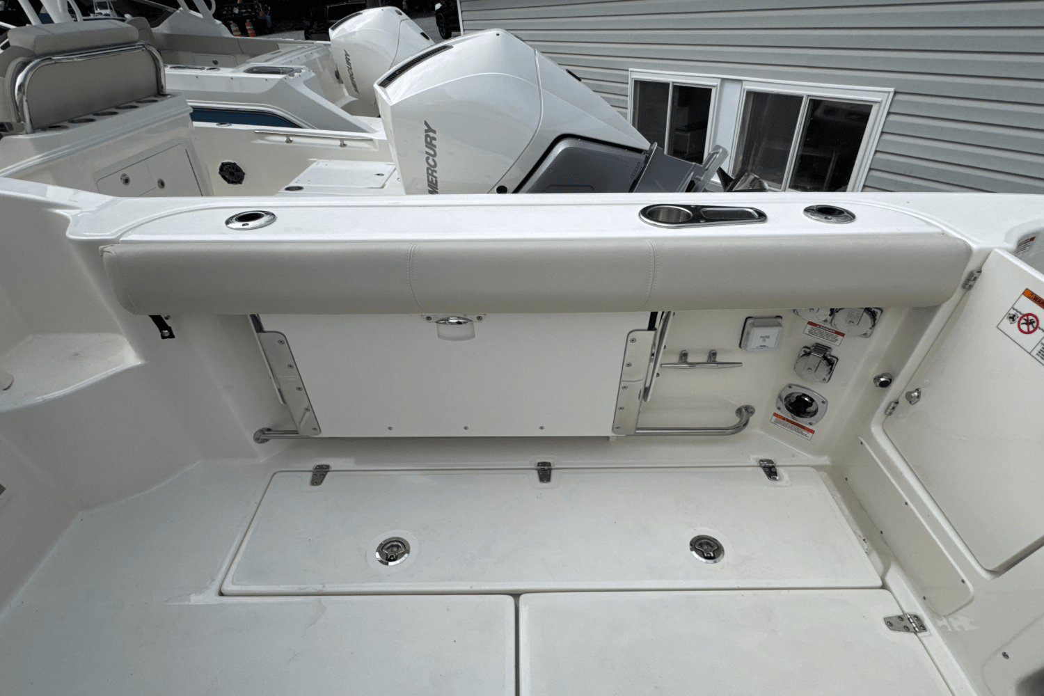 Slide: The Image of Boston Whaler 285 Conquest 2026 - 17