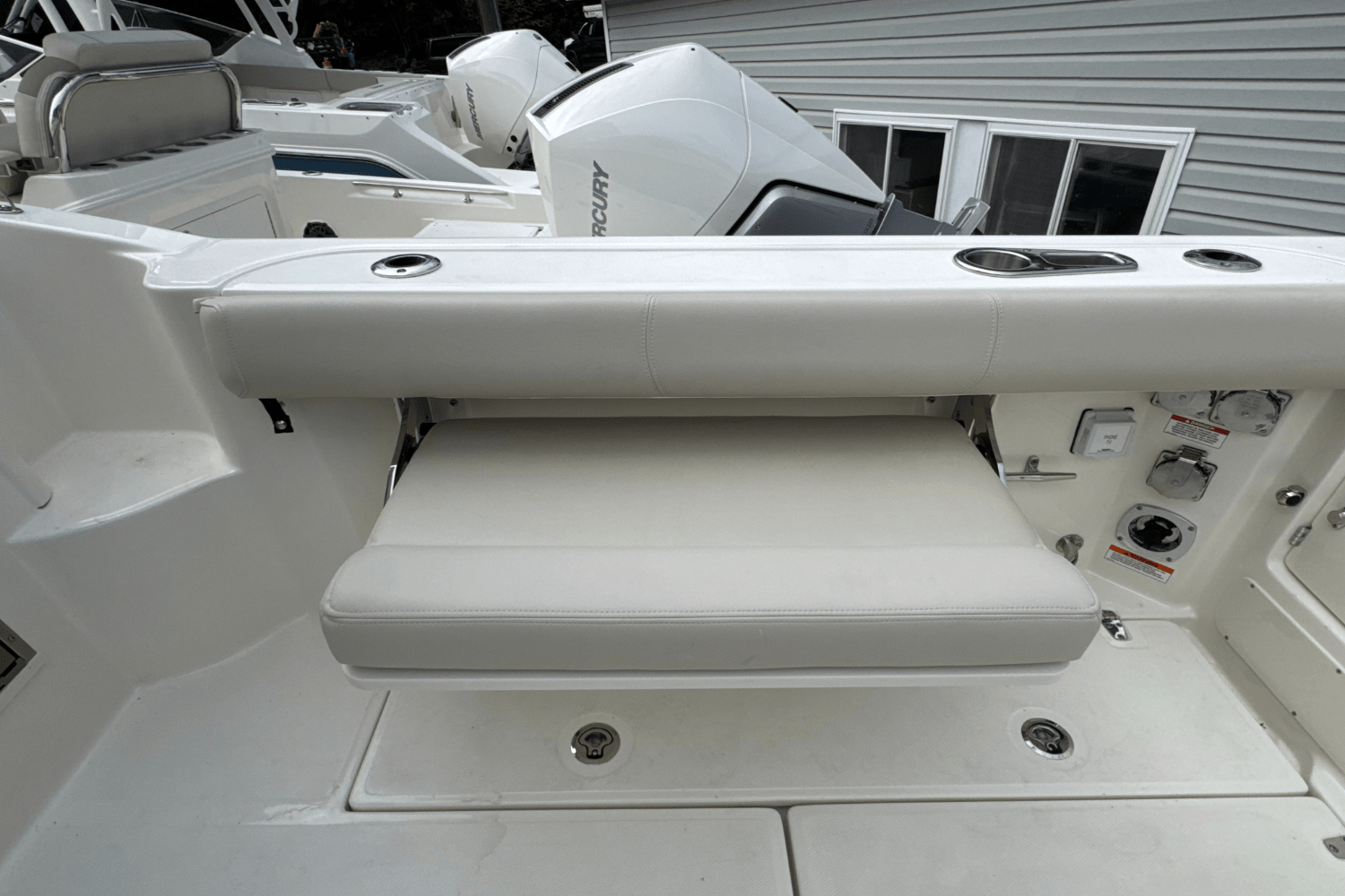 Slide: The Image of Boston Whaler 285 Conquest 2026 - 19