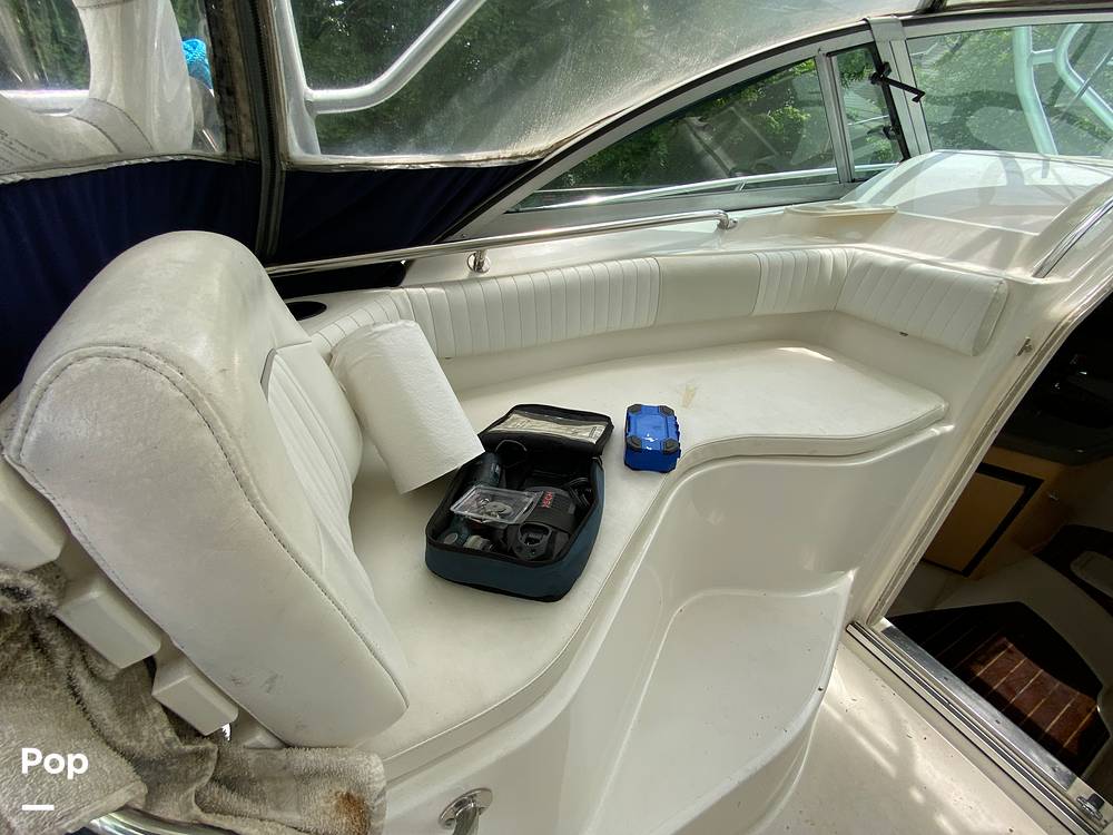 Slide: The Image of Boston Whaler 28 Conquest 2001 - 17