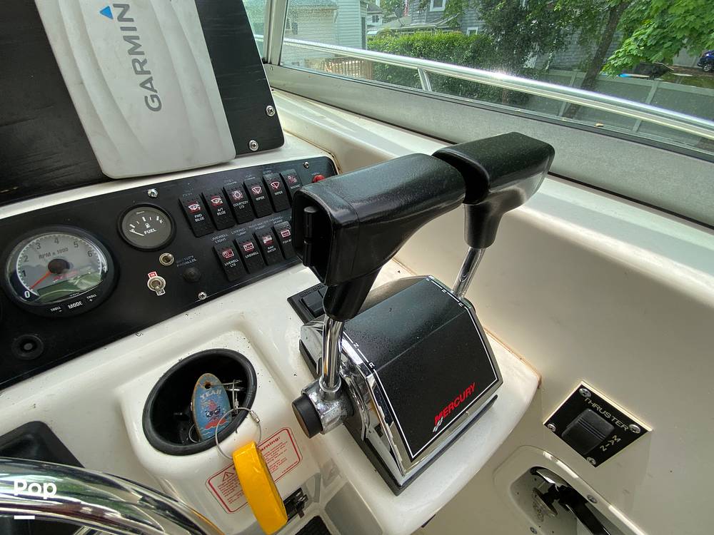 Slide: The Image of Boston Whaler 28 Conquest 2001 - 25