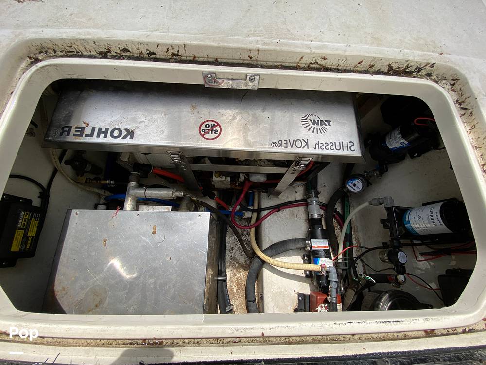 Slide: The Image of Boston Whaler 28 Conquest 2001 - 55