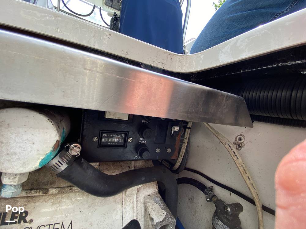 Slide: The Image of Boston Whaler 28 Conquest 2001 - 58