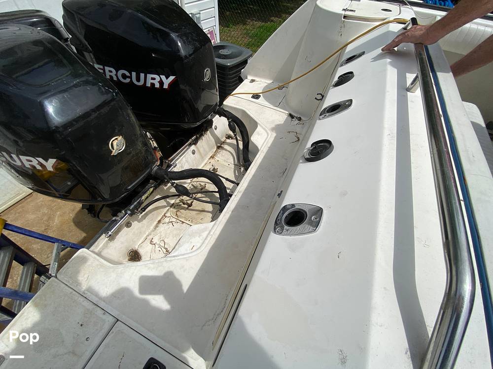 Slide: The Image of Boston Whaler 28 Conquest 2001 - 66