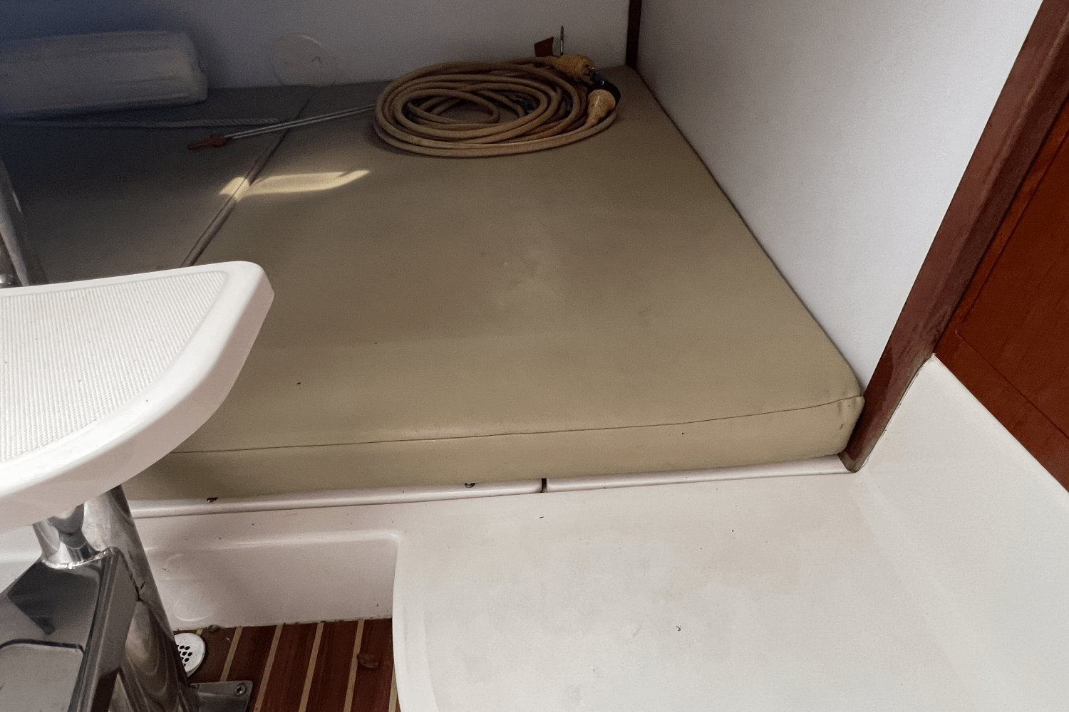 Slide: The Image of Boston Whaler 305 CONQUEST 2006 - 13